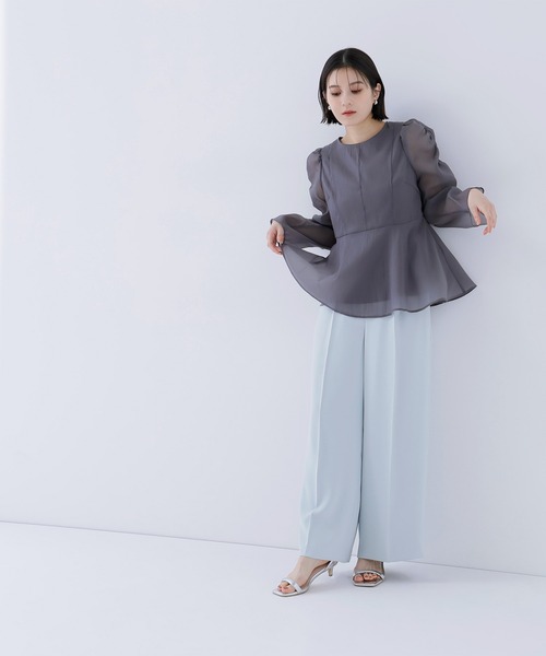 NATURAL BEAUTY BASIC(ナチュラルビューティーベーシック)の「◇シアーペプラムブラウス(シャツ/ブラウス・レディース・ラベンダー/チャコールグレー/オフホワイト/ブルー・SMALL/MEDIUM)」の14枚目の写真