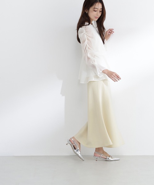 NATURAL BEAUTY BASIC(ナチュラルビューティーベーシック)の「◇シアーペプラムブラウス(シャツ/ブラウス・レディース・ラベンダー/チャコールグレー/オフホワイト/ブルー・SMALL/MEDIUM)」の8枚目の写真