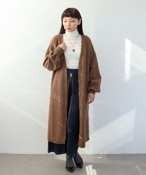 Three Four Time（ｽﾘｰﾌｫｰﾀｲﾑ）の「バルーン袖ロングカーディガン（スウェット・レディース・ブラック・FREE）」の6枚目の写真