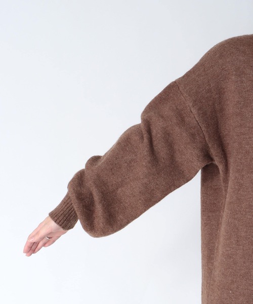 Three Four Time（ｽﾘｰﾌｫｰﾀｲﾑ）の「バルーン袖ロングカーディガン（スウェット・レディース・ブラック・FREE）」の21枚目の写真