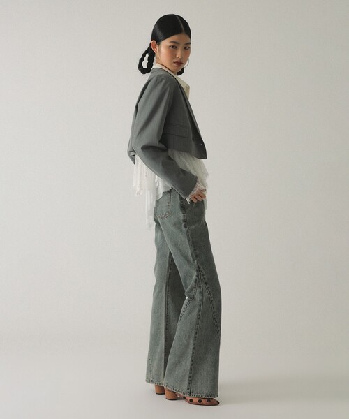 Ray BEAMS（レイビームス）の「2ボタン W クロップド ジャケット（テーラードジャケット・レディース・ブラック/グレー・0/1）」の4枚目の写真