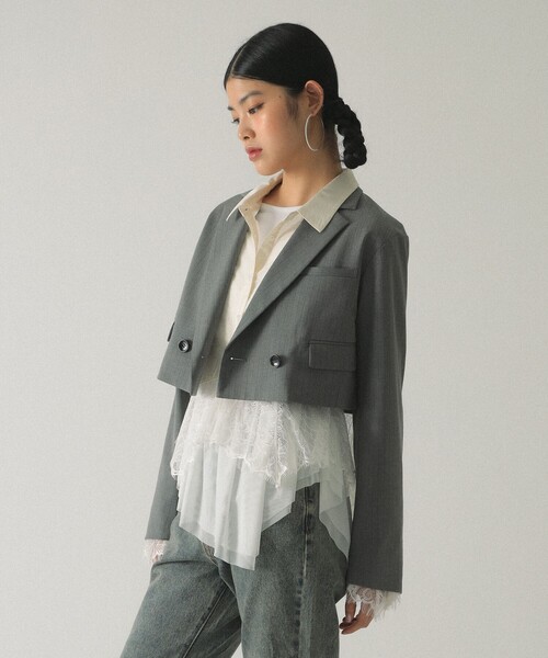 Ray BEAMS（レイビームス）の「2ボタン W クロップド ジャケット（テーラードジャケット・レディース・ブラック/グレー・0/1）」の6枚目の写真