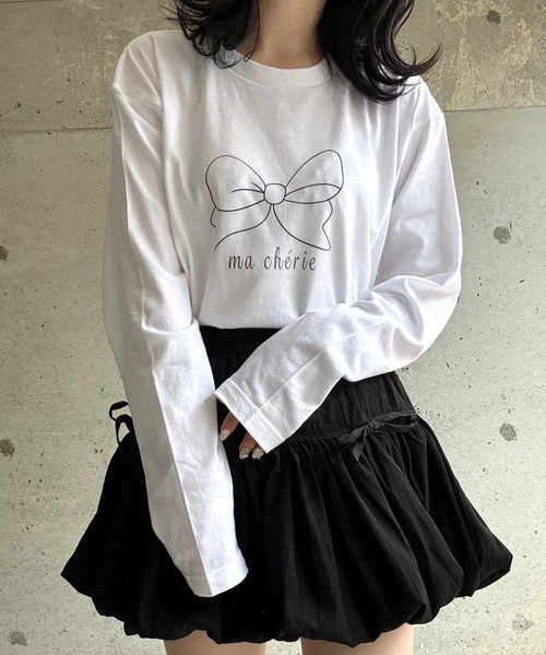 etta(エタ)の「リボンビッグプリントロンT/長袖Tシャツ(Tシャツ/カットソー・レディース・ホワイト・MEDIUM)」の1枚目の写真