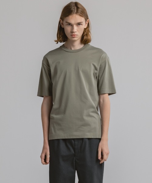 CINOH(チノ)の「BASIC T-SHIRT(Tシャツ/カットソー・メンズ・カーキ・44)」の3枚目の写真