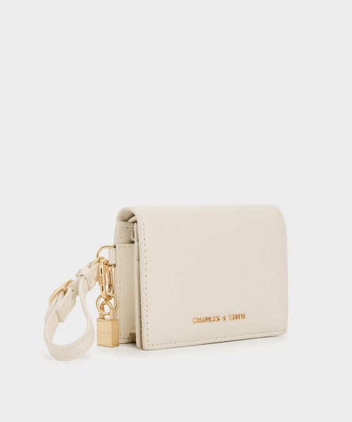 CHARLES & KEITH（チャールズ & キース）の「Scottie スコッティー