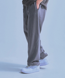 BORN TO WIN（ボーントゥウィン）の「TRIBAL JOGGER PANTS [CHARCOAL]（スウェットパンツ）」