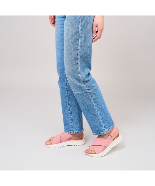 Clarks(クラークス)の「DashLite Wish / ダッシュライトウィッシュ (ピンクスエード)(サンダル・レディース・ピンク・UK3/UK6/UK5.5/UK5/UK4.5/UK4/UK3.5)」の3枚目の写真