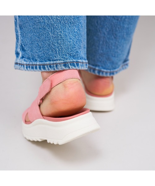 Clarks(クラークス)の「DashLite Wish / ダッシュライトウィッシュ (ピンクスエード)(サンダル・レディース・ピンク・UK3/UK6/UK5.5/UK5/UK4.5/UK4/UK3.5)」の7枚目の写真