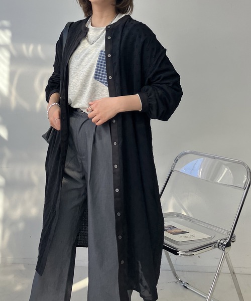 AS KNOW AS plus（アズノゥアズプラス）の「○スッキリ見え 柄切り替えコクーンシルエットワンピース（ワンピース・レディース・ネイビー系/ダークグリーン系/ブラック系・FREE）」の2枚目の写真