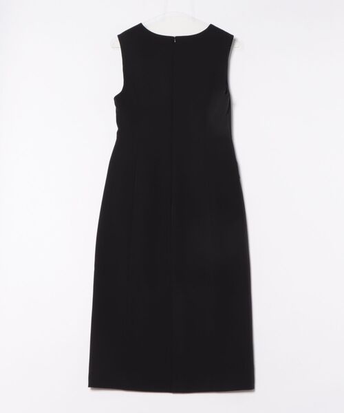 STRAWBERRY-FIELDS（ストロベリーフィールズ）の「【元宝塚トップ娘役 舞空瞳さん着用】フリーラインクロスⅡ_Vネックジャンパースカート（ジャンパースカート・レディース・ネイビー/ブラック・2）」の3枚目の写真