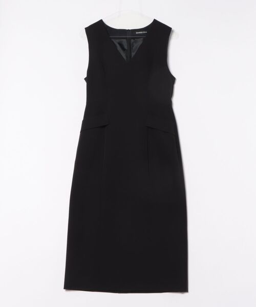 STRAWBERRY-FIELDS（ストロベリーフィールズ）の「【元宝塚トップ娘役 舞空瞳さん着用】フリーラインクロスⅡ_Vネックジャンパースカート（ジャンパースカート・レディース・ネイビー/ブラック・2）」の8枚目の写真