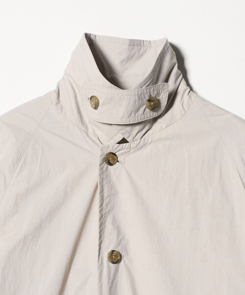 UNITED ARROWS（ユナイテッドアローズ）の「ナイロン/タフタ ウィンドウ マック コート 撥水（ステンカラーコート・メンズ・ベージュ/ライラック/ライトブルー・XL/L/S/M）」の21枚目の写真