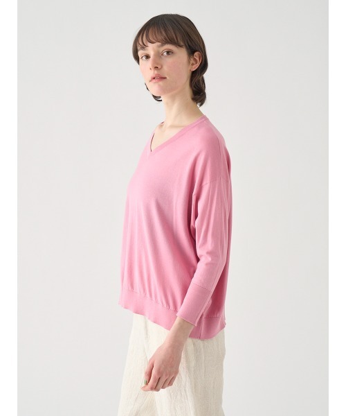 JOHN SMEDLEY(ジョンスメドレー)の「コットンVネック ワイドニットプルオーバー(ニット/セーター・レディース・ピンク系1・S)」の6枚目の写真