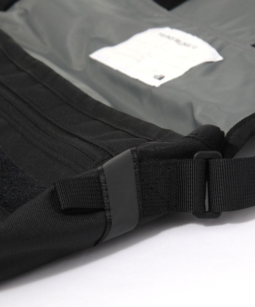 THE NORTH FACE（ザノースフェイス）の「【THE NORTH FACE(ザ・ノース・フェイス)】ショルダーポーチ(KIDS)（ショルダーバッグ・キッズ・ネイビー/ブラック・FREE）」の8枚目の写真