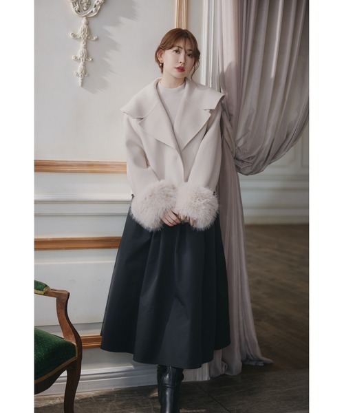 Her lip to(ハーリップトゥー)の「Clara Volume Skirt(スカート・レディース・ブラック/バーガンディー/グリーン系/ベージュ系・M/S)」の2枚目の写真