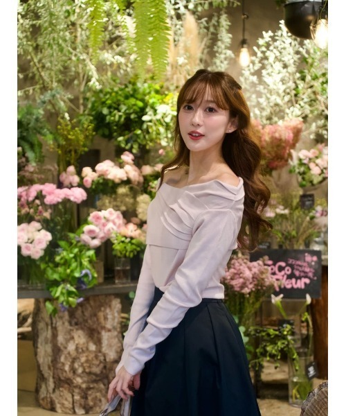Her lip to(ハーリップトゥー)の「Clara Volume Skirt(スカート・レディース・ブラック/バーガンディー/グリーン系/ベージュ系・M/S)」の21枚目の写真