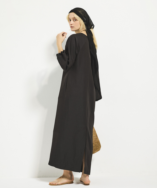 plage（プラージュ）の「Drape neck ワンピース（ワンピース・レディース・スミクロ・36/38）」の2枚目の写真