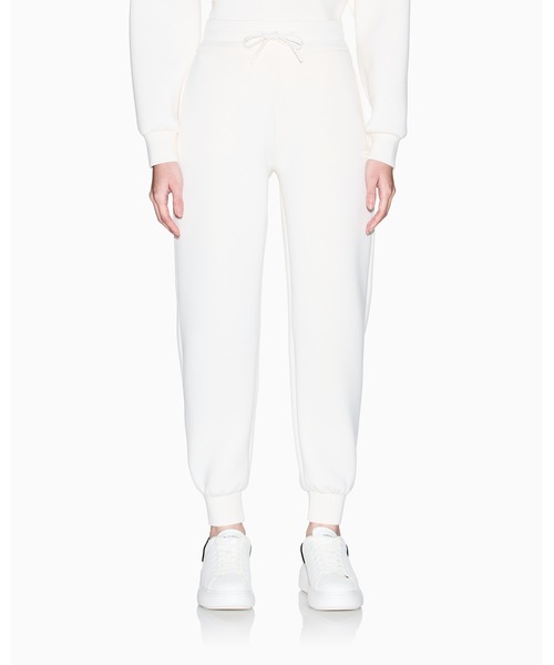 ARMANI EXCHANGE（アルマーニエクスチェンジ）の「【A|X アルマーニ エクスチェンジ】＜オンライン限定＞WE ロゴパッチ スウェットジョガーパンツ（スウェットパンツ・レディース・ホワイト/ブラック・MEDIUM/SMALL/X-LARGE/X-SMALL/LARGE）」の10枚目の写真