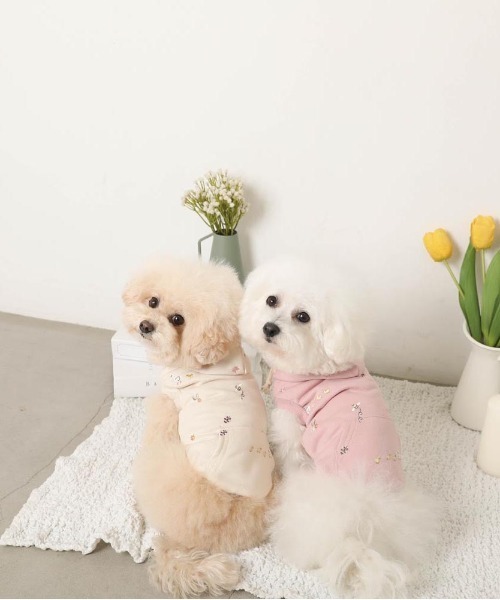 moncheri（モンシェリ）の「花柄ノースリーブパーカー（ペットウェア・レディース・アイボリー/ピンク・XL/L/M/S）」の8枚目の写真