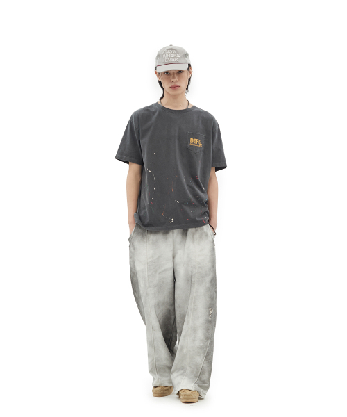 DEFGARMENTS（デフグラメンツ）の「BRUSH WASHING SWEAT PANTS [CHARCOAL]（スウェットパンツ・レディース・その他・SMALL/LARGE）」の4枚目の写真