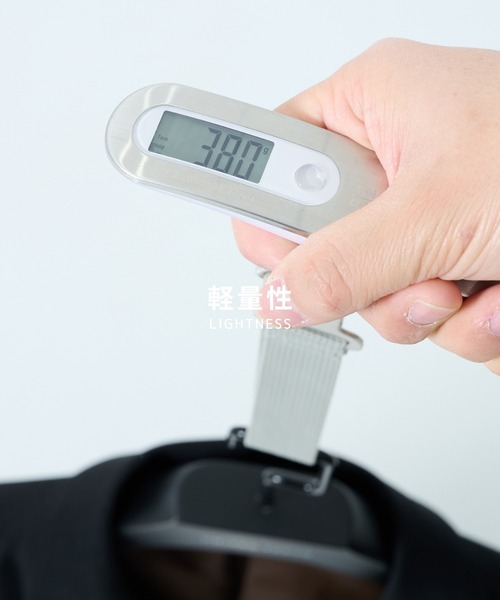 UNITED TOKYO（ユナイテッドトウキョウ）の「【EC限定/セットアップ販売】撥水マルチファンクションセットアップ ジャケット&パンツ　｜撥水/ウォッシャブル/ストレッチ/防シワ/速乾/軽量/オールシーズン/春服/オケージョン/オフィスカジュアル/通勤/ビジネス（テーラードジャケット・メンズ・ダークグレー/ブラック/ダークネイビー・2/1/3）」の19枚目の写真