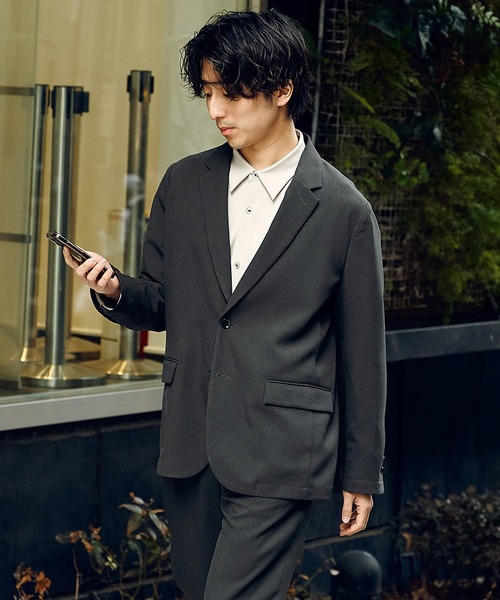 UNITED TOKYO（ユナイテッドトウキョウ）の「【EC限定/セットアップ販売】撥水マルチファンクションセットアップ ジャケット&パンツ　｜撥水/ウォッシャブル/ストレッチ/防シワ/速乾/軽量/オールシーズン/春服/オケージョン/オフィスカジュアル/通勤/ビジネス（テーラードジャケット・メンズ・ダークグレー/ブラック/ダークネイビー・2/1/3）」の14枚目の写真