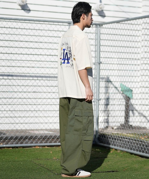 NEW ERA(ニューエラ)の「NEW ERA/ニューエラ 半袖 シャツ オープンカラー 刺繍 ロサンゼルス・ドジャース ニューヨーク・ヤンキース 14856641/14856642(シャツ/ブラウス・メンズ・ホワイト/ネイビー・XXL/XL/L/M)」の8枚目の写真