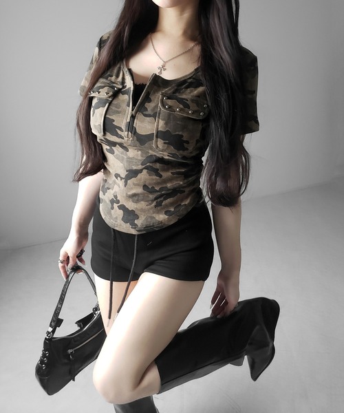 me+em select(ミームセレクト)の「【 2color 】ヴィンテージカモフラアウトポケットジップ半袖Tシャツ / vintage camouflage out pocket zip short sleeve T-shirt(Tシャツ/カットソー・レディース・カーキ/グレー・FREE)」の14枚目の写真