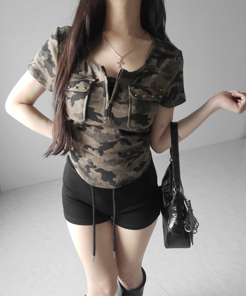 me+em select(ミームセレクト)の「【 2color 】ヴィンテージカモフラアウトポケットジップ半袖Tシャツ / vintage camouflage out pocket zip short sleeve T-shirt(Tシャツ/カットソー・レディース・カーキ/グレー・FREE)」の15枚目の写真