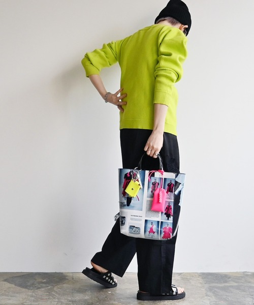 Cheek(チーク)の「photo 2way tote(トートバッグ・レディース・ブルー/パープル/イエロー・FREE)」の10枚目の写真