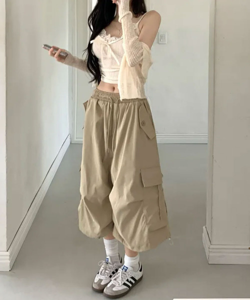 VIVID LADY（ビビッドレディー）の「ワイド カーゴ バミューダハーフパンツ（カーゴパンツ・レディース・カーキ/ブラック/ブラウン/ベージュ・FREE）」の14枚目の写真
