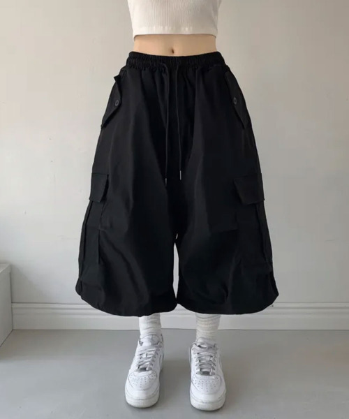 VIVID LADY（ビビッドレディー）の「ワイド カーゴ バミューダハーフパンツ（カーゴパンツ・レディース・カーキ/ブラック/ブラウン/ベージュ・FREE）」の20枚目の写真