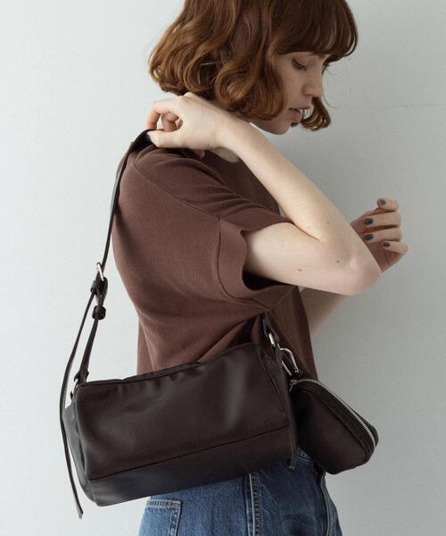 URBAN RESEARCH Sonny Label（アーバンリサーチサニーレーベル）の「スクエアボディバッグ（ショルダーバッグ・レディース・ブラック/ブラウン・ONE）」の2枚目の写真