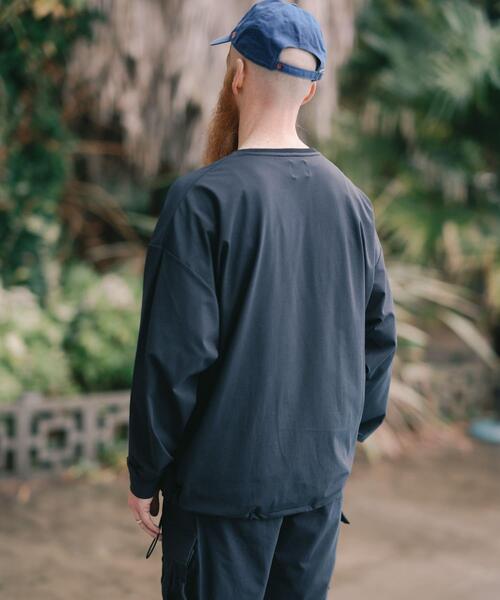 URBAN RESEARCH（アーバンリサーチ）の「Wide Dad　BREEZY TECH LONG-SLEEVE T-SHIRTS（Tシャツ/カットソー・メンズ・ブラック/ネイビー・1/2）」の3枚目の写真