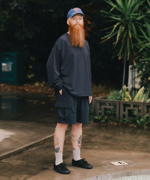 URBAN RESEARCH（アーバンリサーチ）の「Wide Dad　BREEZY TECH LONG-SLEEVE T-SHIRTS（Tシャツ/カットソー・メンズ・ブラック/ネイビー・1/2）」の5枚目の写真