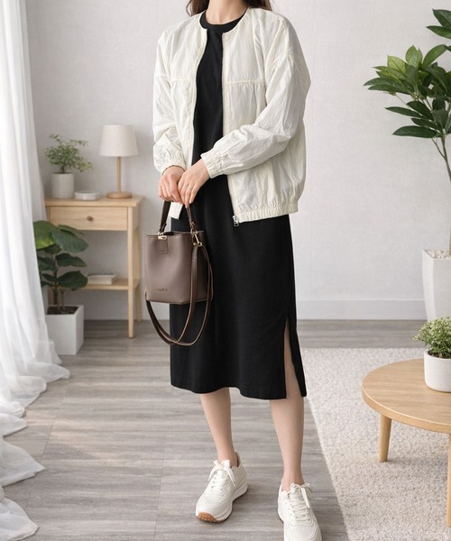 Dewlily(デューリリー)の「リラックス感とすっきり感 デイリーに活躍! ロングスリーブTシャツワンピース(ワンピース・レディース・グレー/ブラック/ネイビー/ホワイト/ピンク・M/S/XL/L)」の3枚目の写真