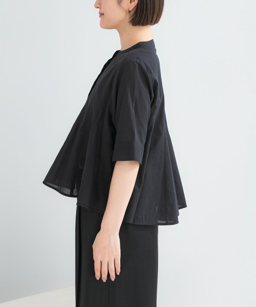 URBAN RESEARCH ROSSO WOMEN（アーバンリサーチ　ロッソ）の「『WEB限定』コットンボイルフレアシャツ（シャツ/ブラウス・レディース・ミント/ブラック/ホワイト・FREE）」の21枚目の写真