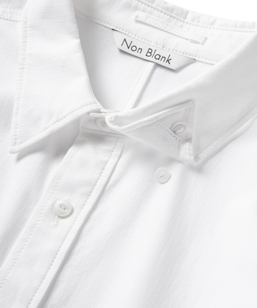 NONBLANK(ノンブランク)の「ヒドゥンボタンダウンシャツ_ホワイト(シャツ/ブラウス・レディース・その他・MEDIUM/LARGE/X-LARGE)」の4枚目の写真