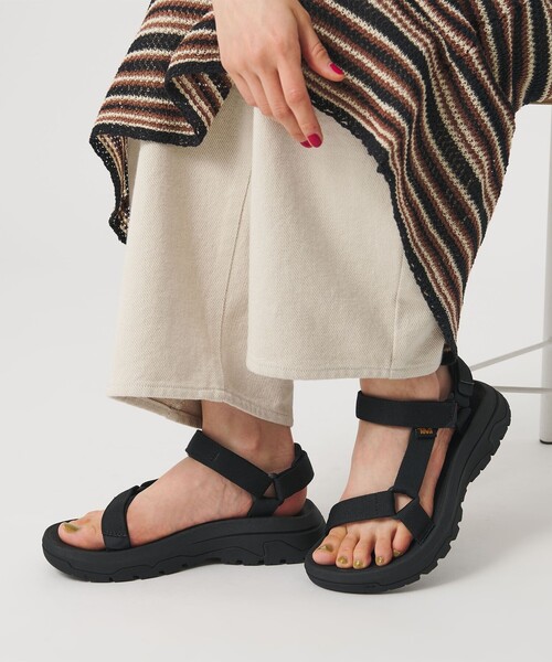 Teva(テバ)の「<Teva>HURRICANE XLT3 サンダル(サンダル・レディース・ナチュラル/ブラック・8/6/7)」の21枚目の写真