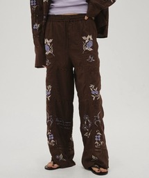 パンツ TODAYFUL Embroidery Patchwork Trousers36 TODAYFUL/トゥデイフル】Embroidery Patchwork Trousers/エンブロイ