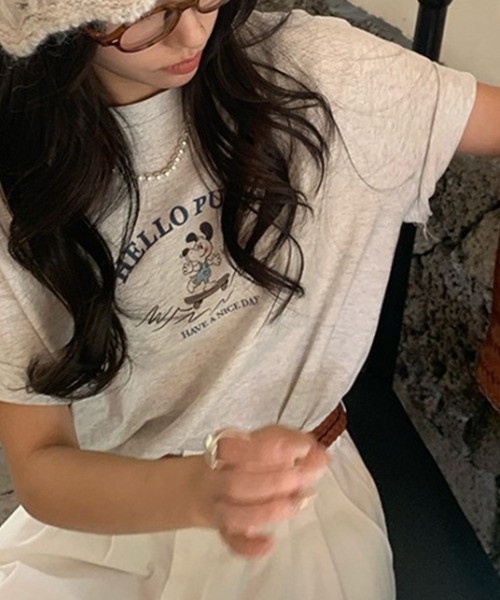 LYEON(リヨン)の「HELLO PUPPYプリント半袖Tシャツ(Tシャツ/カットソー・レディース・ネイビー/グレー/アイボリー・FREE)」の8枚目の写真