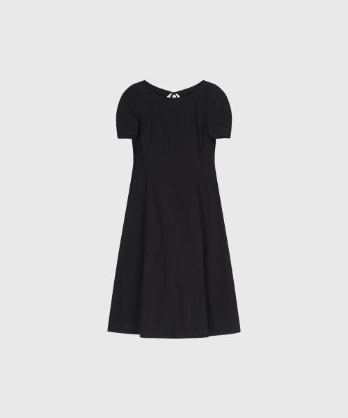 LOOKAST(ルックキャスト)の「キャロラインラウンドスリーブミディドレス_ブラック / CAROLINE ROUNDED SLEEVE MIDI DRESS_BLACK(ワンピース・レディース・ブラック・SMALL/MEDIUM)」の3枚目の写真