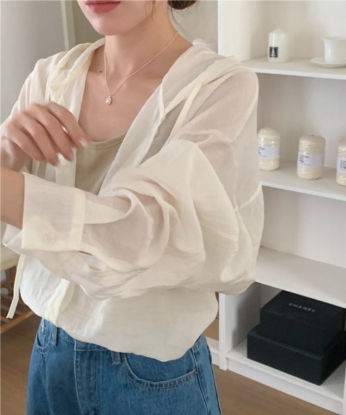 mielu(ミエル)の「フロントボタンナチュラルシアーパーカー(マウンテンパーカー・レディース・アイボリー/ベージュ・LARGE/MEDIUM)」の14枚目の写真