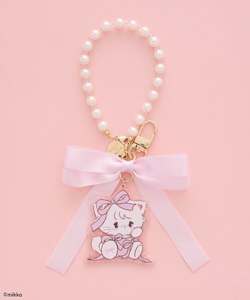 Maison de FLEUR(メゾンドフルール)の「Lil ala mode アセチチャーム(チャーム・レディース・イエロー/ピンク/ライトブルー/ライトピンク・FREE)」の4枚目の写真