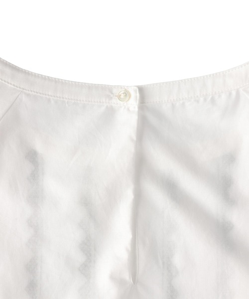 ZUCCa(ズッカ)の「TRIANGLE EMBROIDERY / ブラウス / P(シャツ/ブラウス・レディース・ホワイト/ブラック・M size)」の6枚目の写真