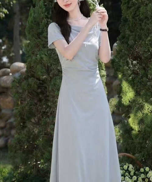 AMAJI（アマジ）の「オフショルダー ロングワンピース（ワンピース・レディース・ライトブルー・SMALL/MEDIUM/LARGE/X-LARGE）」の2枚目の写真