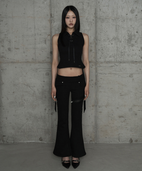 ETRE AU SOMMET(エトレオソメ)の「Lace Zipper Layer Bootcut Pants (Black)(その他パンツ・レディース・ブラック・FREE)」の4枚目の写真