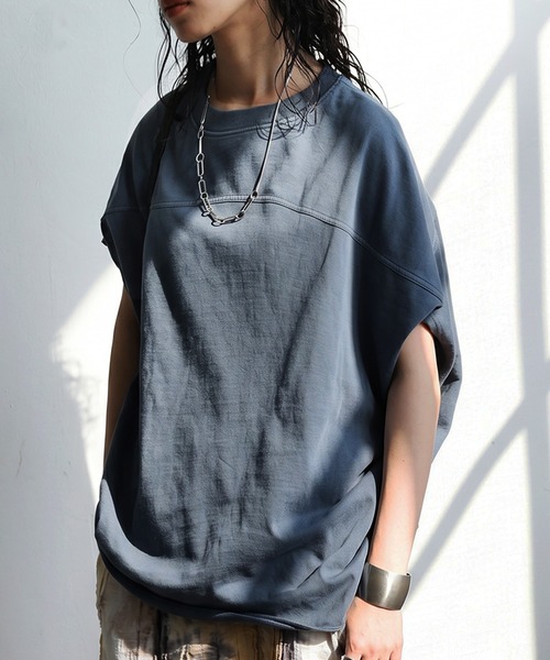 antiqua(アンティカ)の「綿100 半袖 無地 クルーネック カットソー(Tシャツ/カットソー・レディース・ブルー/アイボリー/スミクロ/ブラック・ONESIZE)」の4枚目の写真