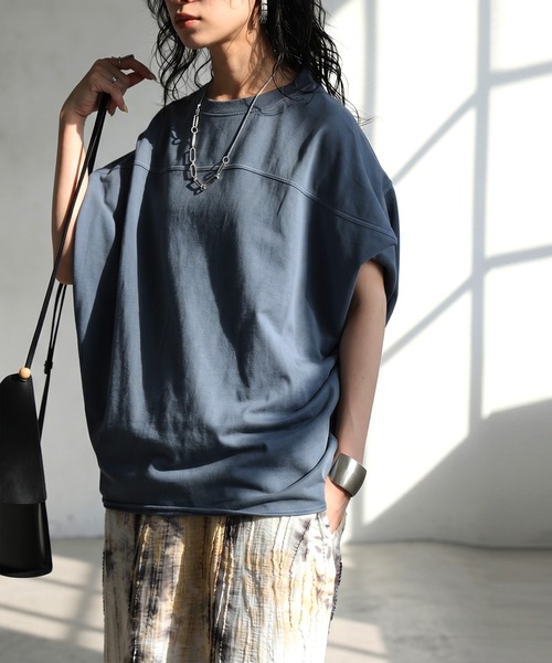 antiqua(アンティカ)の「綿100 半袖 無地 クルーネック カットソー(Tシャツ/カットソー・レディース・ブルー/アイボリー/スミクロ/ブラック・ONESIZE)」の14枚目の写真