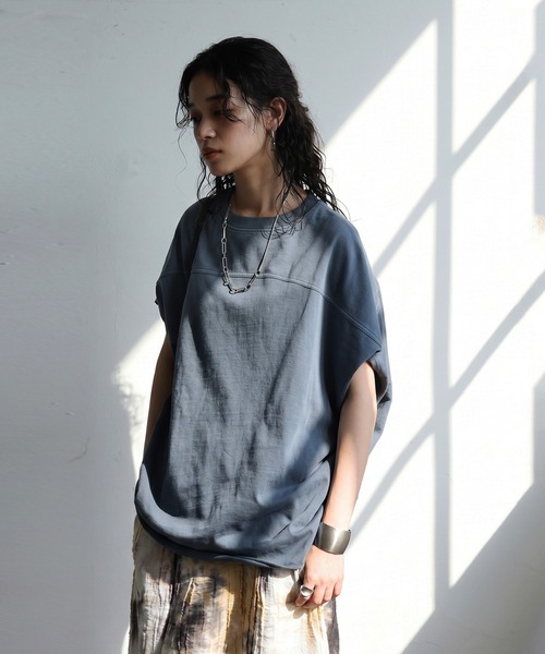 antiqua(アンティカ)の「綿100 半袖 無地 クルーネック カットソー(Tシャツ/カットソー・レディース・ブルー/アイボリー/スミクロ/ブラック・ONESIZE)」の16枚目の写真